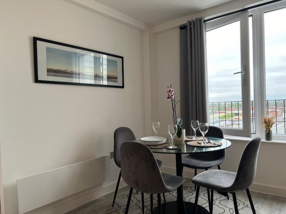 Prime Suite 2 Bedroom Apartment With Rooftop Terrace Manchester Exteriér fotografie